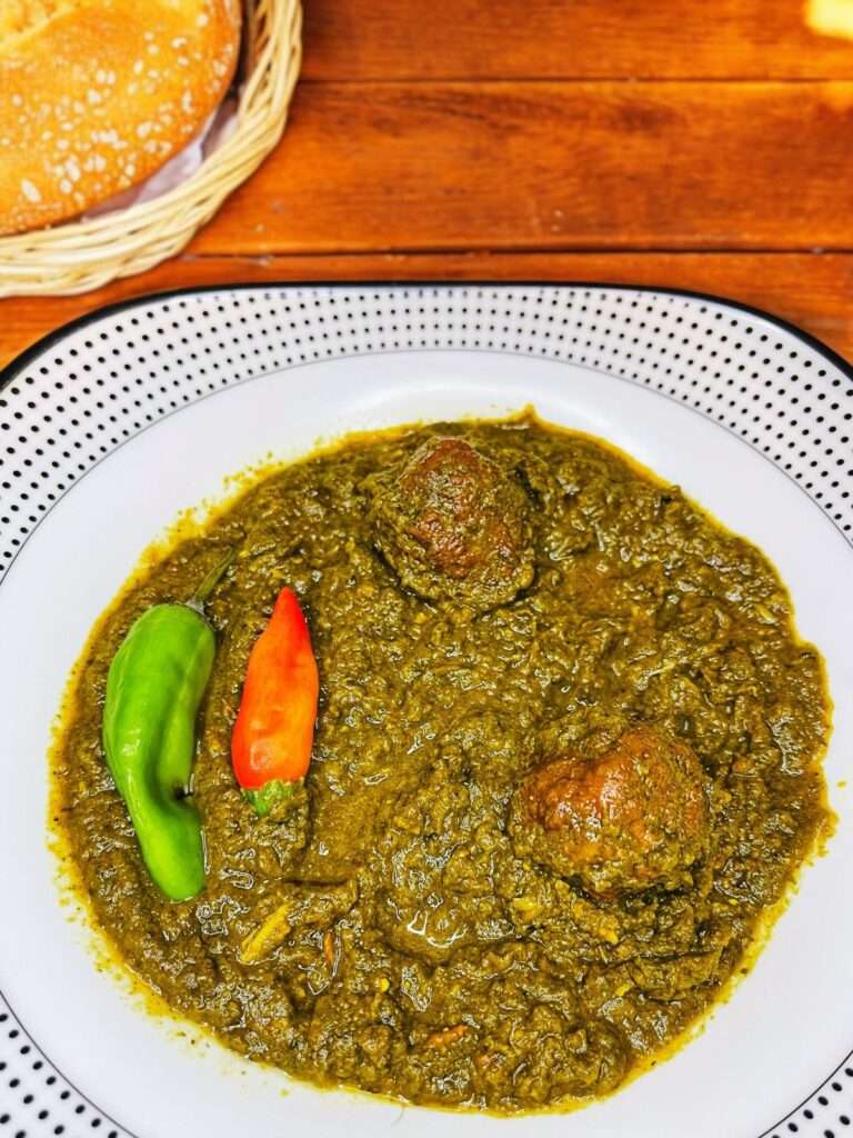 Palak kofta curry